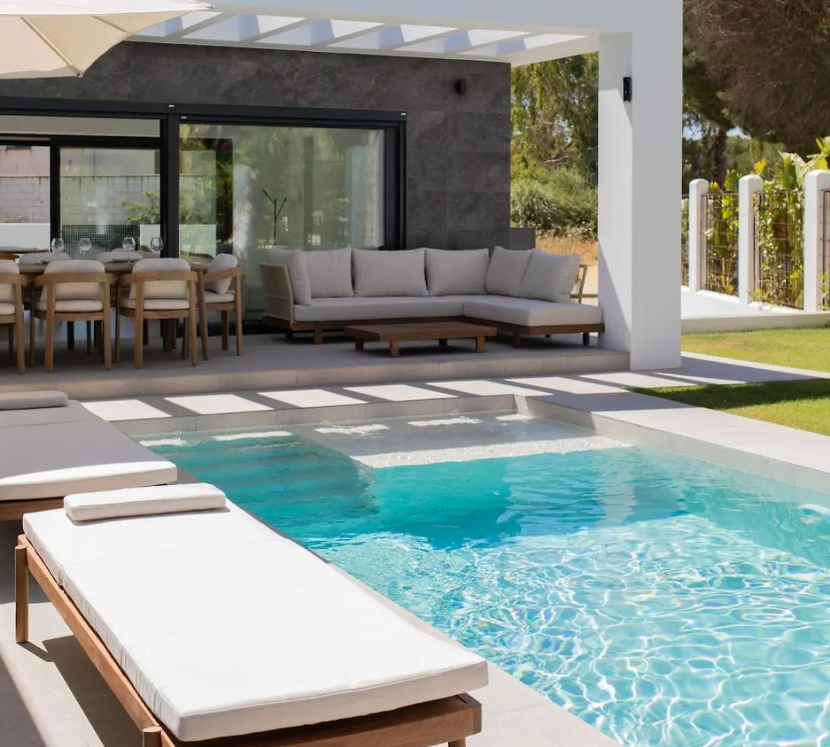 Villa Sancti Petri, Entre El Golf Y La Playa ノボ・サンクティ・ペトリ
